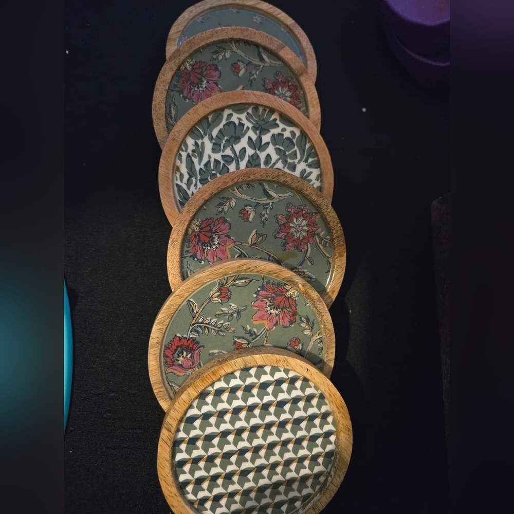 Wooden Floral costers #294